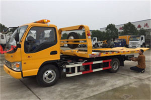 安图哪里有拖车服务