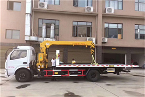 安图附近汽车轮胎更换